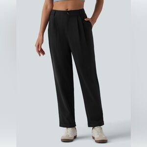 Halara Black, Mid-Rise, Pleated, 7/8 Cropped, Tapered Pants